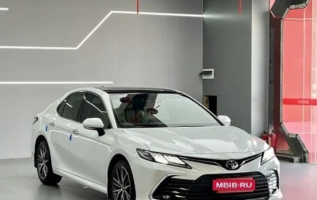 Toyota Camry, 2021 год, 2 492 813 рублей, 3 фотография