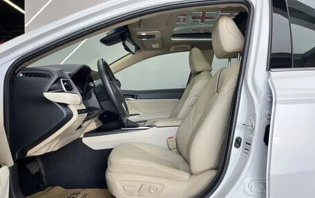 Toyota Camry, 2021 год, 2 492 813 рублей, 14 фотография