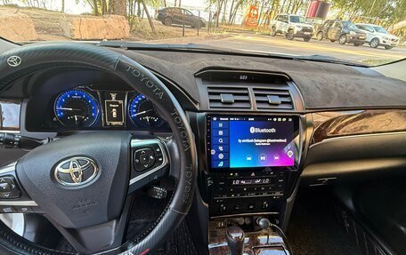Toyota Camry, 2016 год, 2 800 000 рублей, 10 фотография