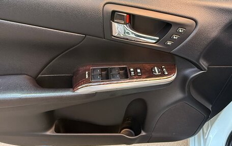 Toyota Camry, 2016 год, 2 800 000 рублей, 16 фотография