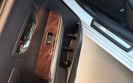 Toyota Camry, 2016 год, 2 800 000 рублей, 22 фотография