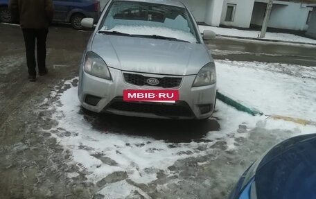 KIA Rio II, 2010 год, 800 000 рублей, 2 фотография