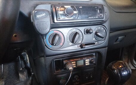 Chevrolet Niva I рестайлинг, 2011 год, 410 000 рублей, 10 фотография