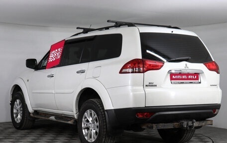 Mitsubishi Pajero Sport II рестайлинг, 2015 год, 2 300 000 рублей, 4 фотография