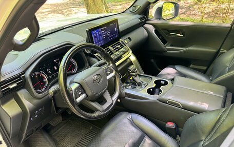 Toyota Land Cruiser, 2021 год, 8 640 000 рублей, 13 фотография