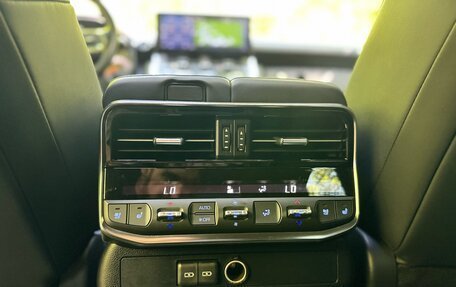 Toyota Land Cruiser, 2021 год, 8 640 000 рублей, 32 фотография