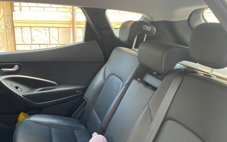Hyundai Santa Fe III рестайлинг, 2015 год, 3 000 000 рублей, 14 фотография