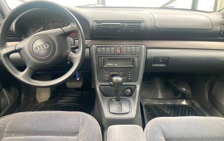 Audi A4, 1998 год, 300 000 рублей, 5 фотография