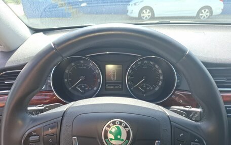 Skoda Superb III рестайлинг, 2011 год, 1 650 000 рублей, 9 фотография