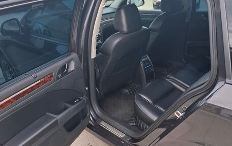 Skoda Superb III рестайлинг, 2011 год, 1 650 000 рублей, 16 фотография