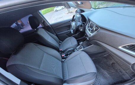 Hyundai Solaris II рестайлинг, 2017 год, 1 365 000 рублей, 7 фотография