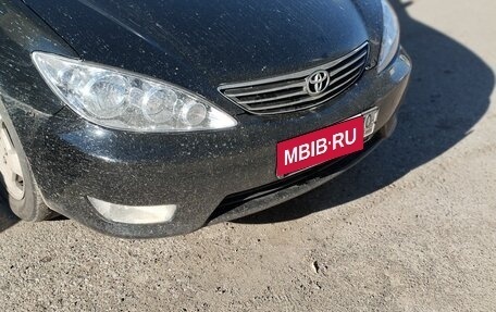Toyota Camry V40, 2004 год, 800 000 рублей, 1 фотография