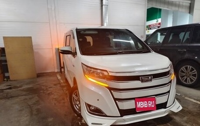 Toyota Noah III, 2019 год, 2 391 000 рублей, 1 фотография