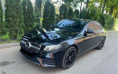 Mercedes-Benz E-Класс, 2018 год, 2 550 000 рублей, 1 фотография