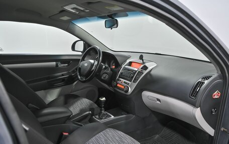 KIA cee'd I рестайлинг, 2009 год, 620 000 рублей, 8 фотография