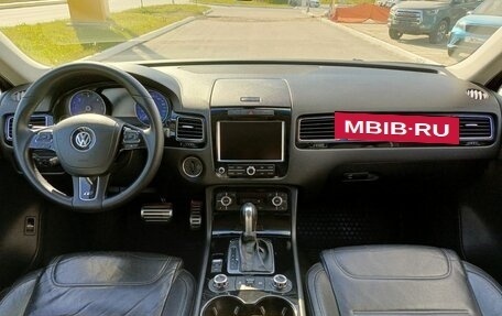 Volkswagen Touareg III, 2011 год, 1 770 000 рублей, 14 фотография