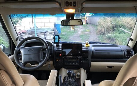 Land Rover Discovery III, 2003 год, 1 300 000 рублей, 5 фотография