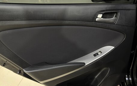 Hyundai Solaris II рестайлинг, 2016 год, 900 000 рублей, 13 фотография