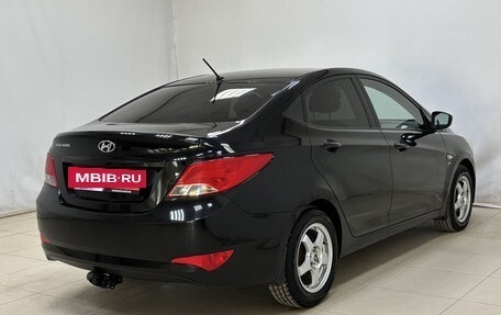 Hyundai Solaris II рестайлинг, 2016 год, 900 000 рублей, 3 фотография