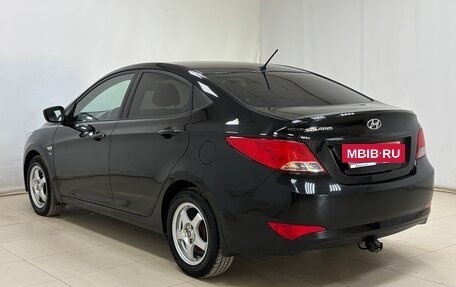 Hyundai Solaris II рестайлинг, 2016 год, 900 000 рублей, 5 фотография