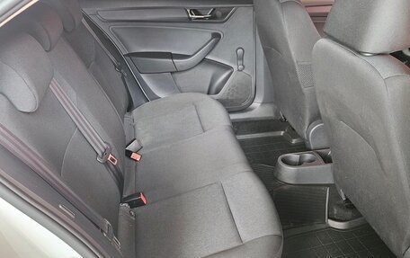 Skoda Rapid I, 2019 год, 945 000 рублей, 12 фотография