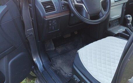 Toyota Land Cruiser Prado 150 рестайлинг 2, 2021 год, 6 300 000 рублей, 5 фотография