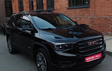 GMC Acadia II, 2016 год, 2 750 000 рублей, 3 фотография