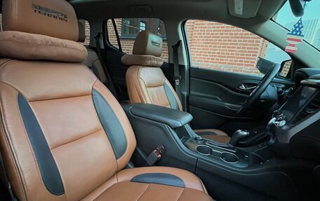 GMC Acadia II, 2016 год, 2 750 000 рублей, 20 фотография