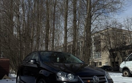 Volkswagen Jetta VI, 2009 год, 700 000 рублей, 21 фотография