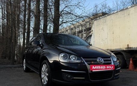 Volkswagen Jetta VI, 2009 год, 700 000 рублей, 24 фотография