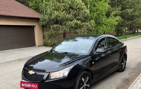 Chevrolet Cruze II, 2010 год, 515 000 рублей, 7 фотография