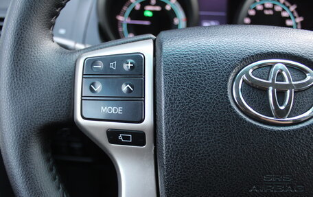 Toyota Land Cruiser Prado 150 рестайлинг 2, 2013 год, 3 080 000 рублей, 9 фотография