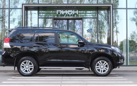 Toyota Land Cruiser Prado 150 рестайлинг 2, 2013 год, 3 080 000 рублей, 4 фотография