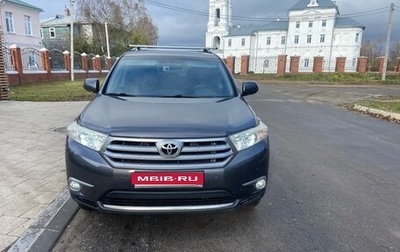 Toyota Highlander III, 2012 год, 1 900 000 рублей, 1 фотография