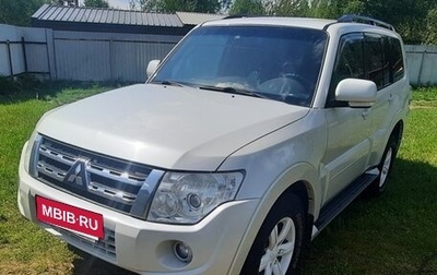 Mitsubishi Pajero IV, 2013 год, 1 950 000 рублей, 1 фотография
