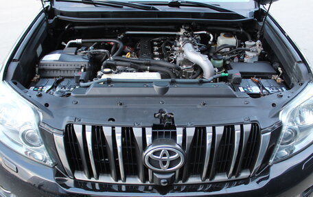 Toyota Land Cruiser Prado 150 рестайлинг 2, 2013 год, 3 080 000 рублей, 30 фотография