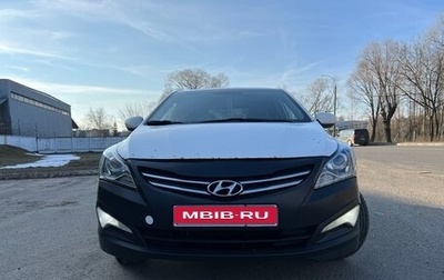 Hyundai Solaris II рестайлинг, 2015 год, 600 000 рублей, 1 фотография