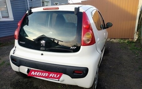 Peugeot 107 I рестайлинг, 2010 год, 520 000 рублей, 7 фотография