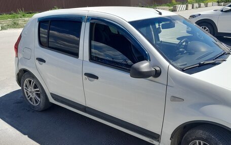 Renault Sandero I, 2012 год, 460 000 рублей, 2 фотография
