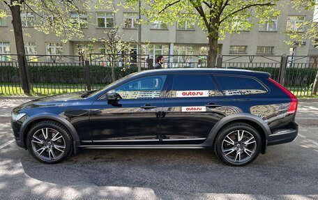Volvo V90 Cross Country I рестайлинг, 2017 год, 3 200 000 рублей, 6 фотография