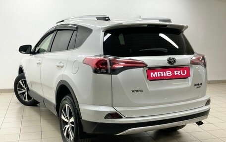 Toyota RAV4, 2016 год, 2 449 000 рублей, 6 фотография