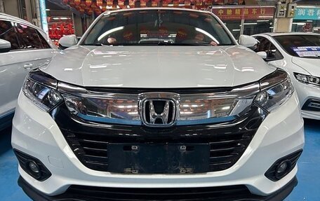 Honda Vezel, 2022 год, 1 720 101 рублей, 2 фотография