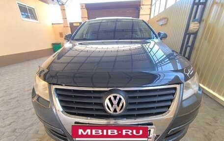 Volkswagen Passat B6, 2010 год, 930 000 рублей, 2 фотография