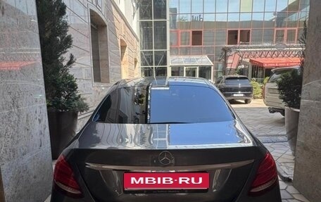 Mercedes-Benz E-Класс, 2018 год, 3 900 000 рублей, 3 фотография
