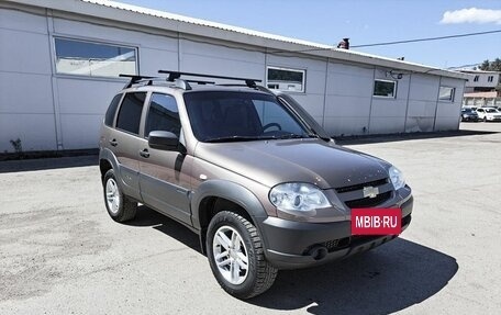 Chevrolet Niva I рестайлинг, 2018 год, 755 000 рублей, 3 фотография