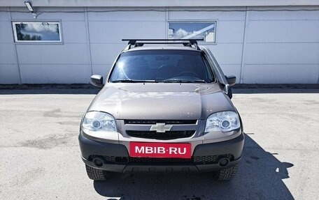 Chevrolet Niva I рестайлинг, 2018 год, 755 000 рублей, 2 фотография
