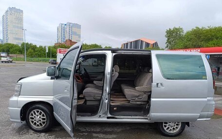 Nissan Caravan III, 1999 год, 550 000 рублей, 4 фотография