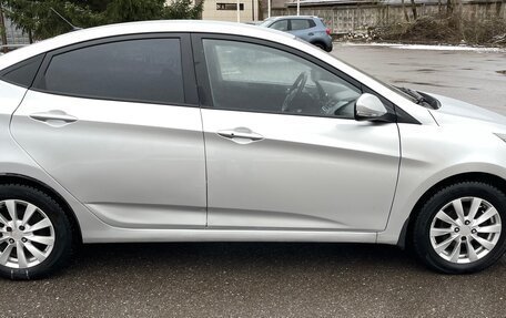Hyundai Solaris II рестайлинг, 2011 год, 695 000 рублей, 9 фотография