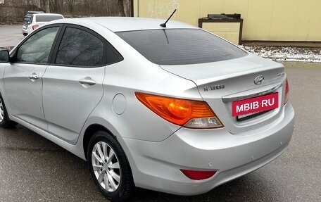 Hyundai Solaris II рестайлинг, 2011 год, 695 000 рублей, 12 фотография