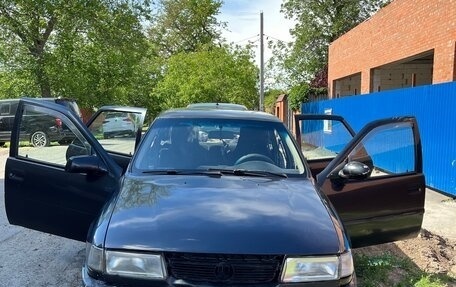 Opel Vectra A, 1993 год, 170 000 рублей, 14 фотография
